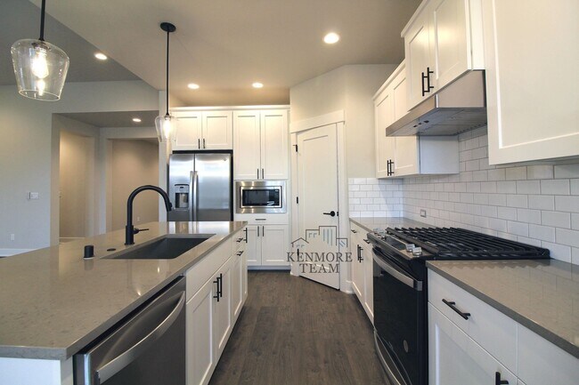 Building Photo - 3 Bedroom, 2 Bath + Office Home in Richland