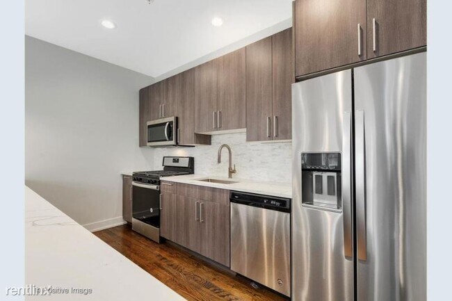 Foto del edificio - 1400 E Hyde Park Blvd