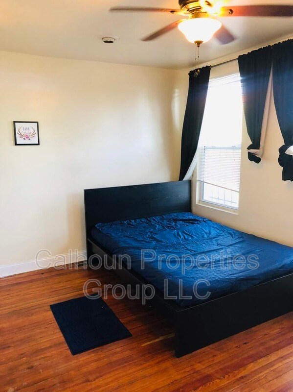 Foto del edificio - 725 Fairmont St NW #A