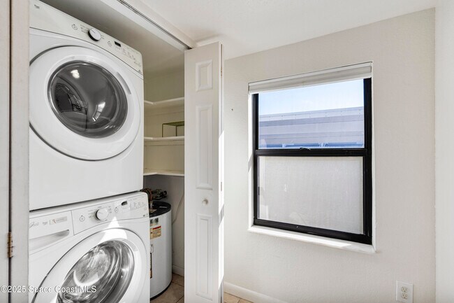 Foto del edificio - 142 Palmetto Ave