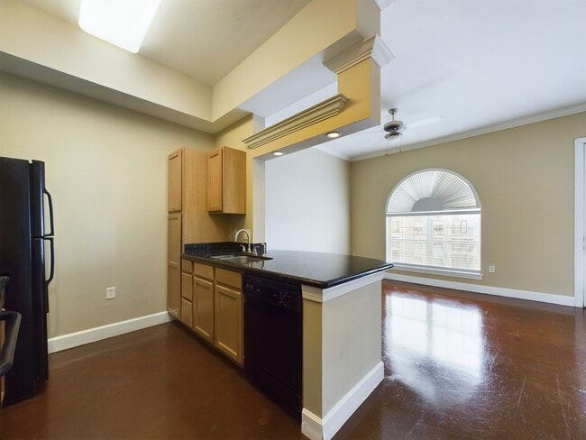 Photo - Southgate Towers Apartments