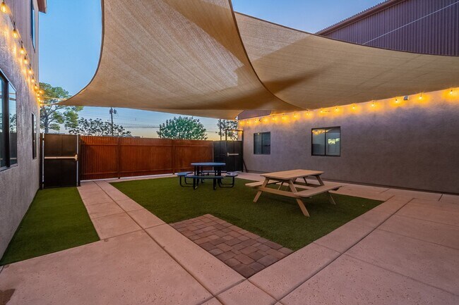 Building Photo - 50 N Mountain Ave