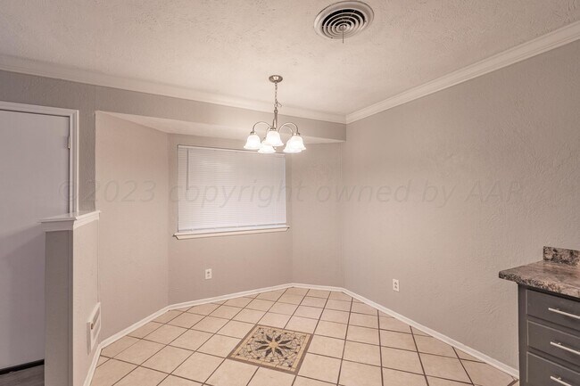 Foto del edificio - 5130 Leland Dr