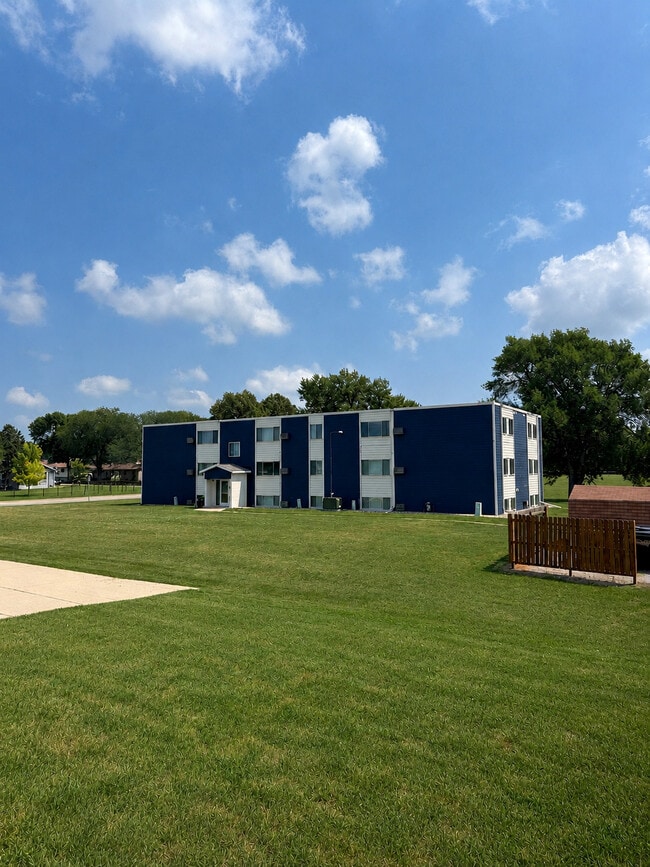 Building Photo - The Clark Apartments