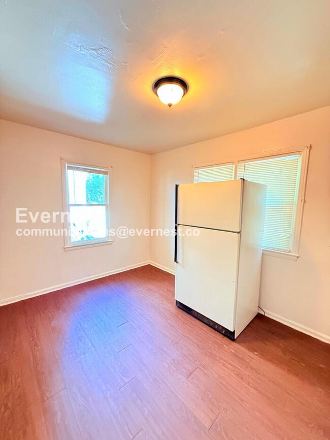 Building Photo - 16720 Rockdale St