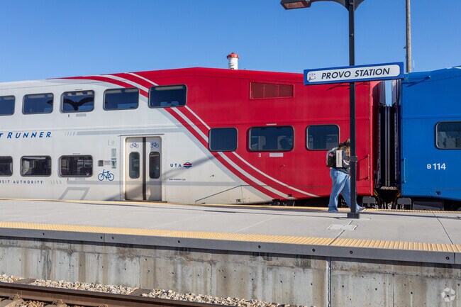 UTA FrontRunner serves the Spanish Fork neighborhood.