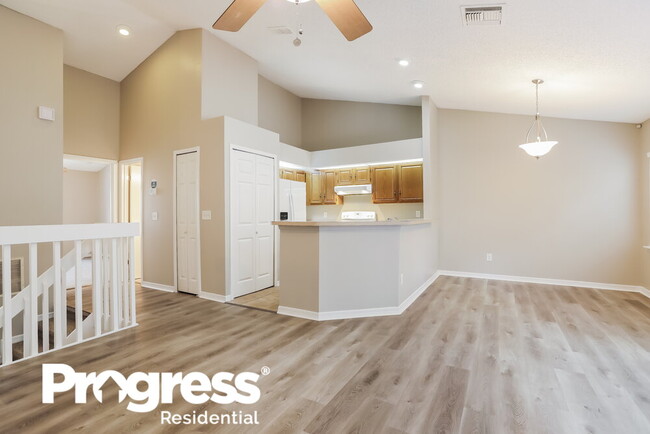 Building Photo - 8219 Dunbarton Ct