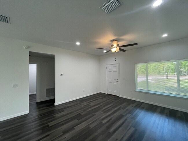 Building Photo - Stunning BRAND NEW 3 Bedroom / 2 Bath Home...