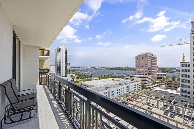 Foto del edificio - 801 S Olive Ave