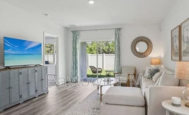 Building Photo - 32528 Weathered Oak Dr