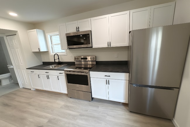 Foto del edificio - 115 Crawford Ave