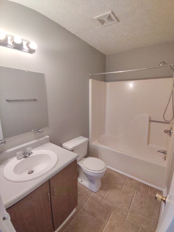 Building Photo - 27 Duiguid Dr