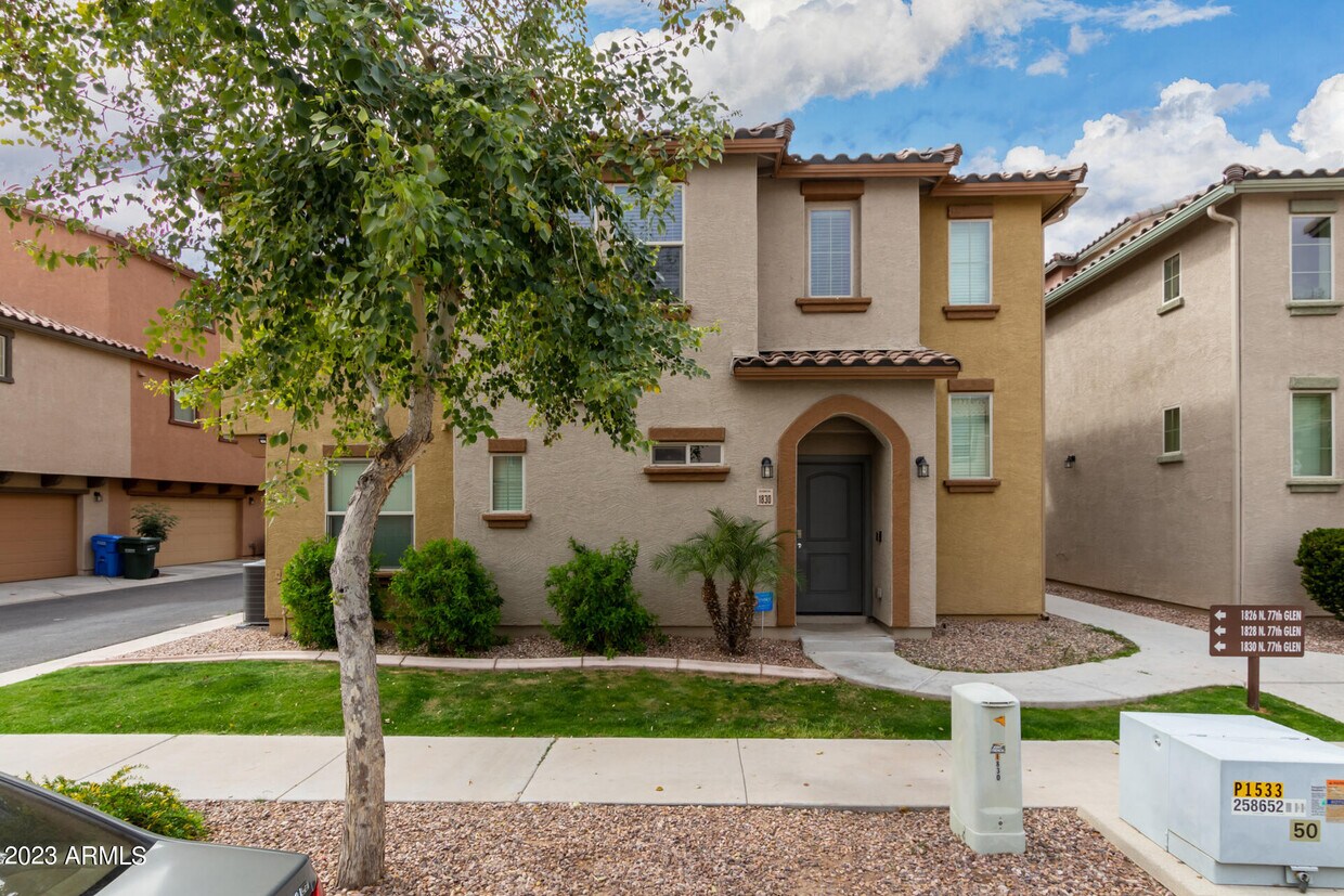 1830 N 77th Glen, Phoenix, AZ 85035 Townhome Rentals in Phoenix AZ