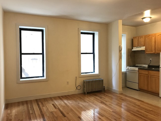 Building Photo - 637 St Nicholas Ave
