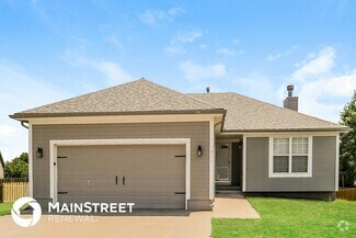 Building Photo - 1801 Debrah Dr