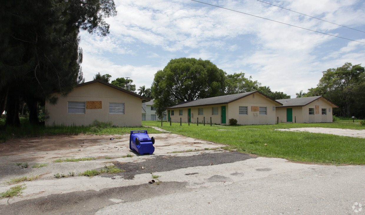 Building Photo - 1055 Alderman St