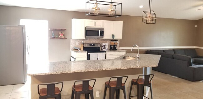 Foto del edificio - 4316 Mt Carmel Ln
