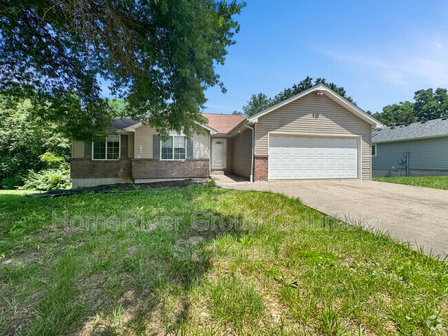 Building Photo - 2215 Maricopa Dr