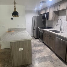 Building Photo - 3130 Lillard Dr