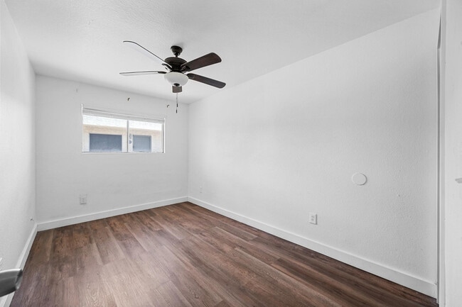 Foto del edificio - 18202 N Cave Creek Rd
