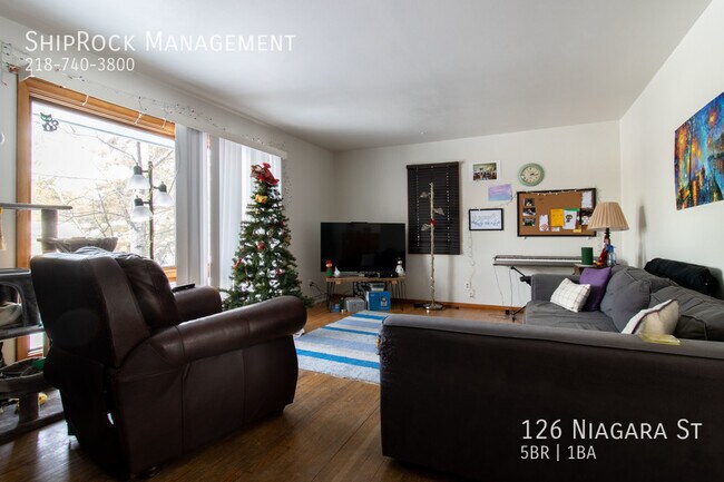 Foto del edificio - 126 W Niagara St