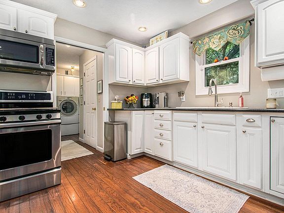 Foto del edificio - 10923 Parkview Ct