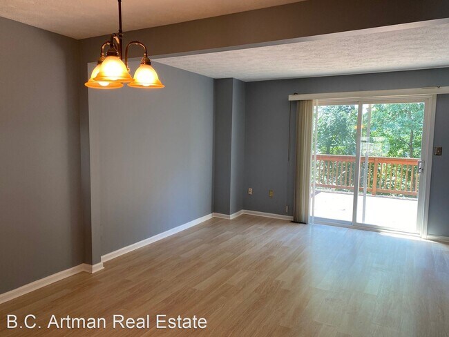 Foto del edificio - 2 br, 1.5 bath House - 115 Palace Court