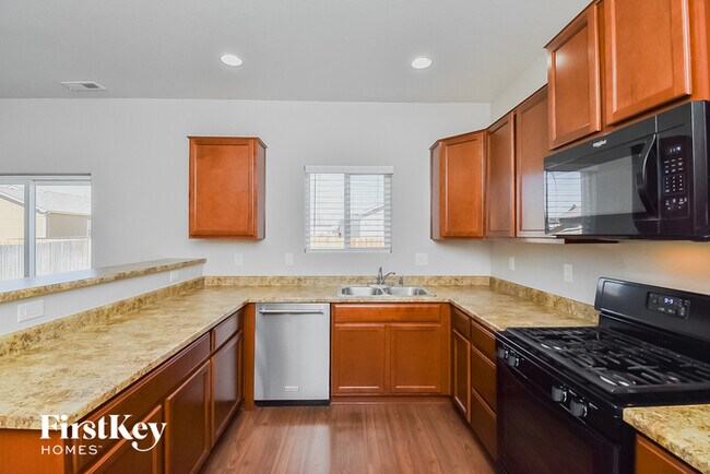 Foto del edificio - 6632 Kearsarge Dr