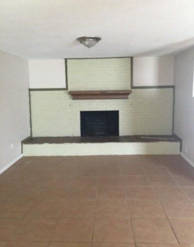 Foto del edificio - University