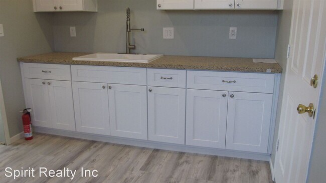 Foto del edificio - 2 br, 1 bath House - 1015 Emory St