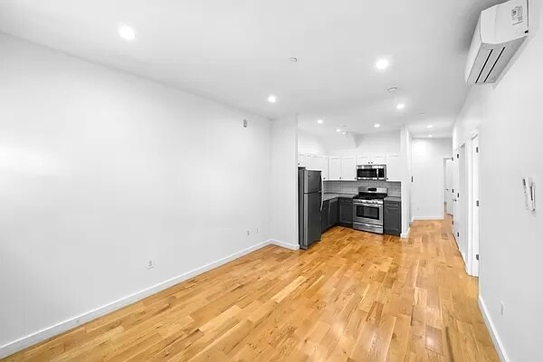 Foto del edificio - 250 S 3rd St