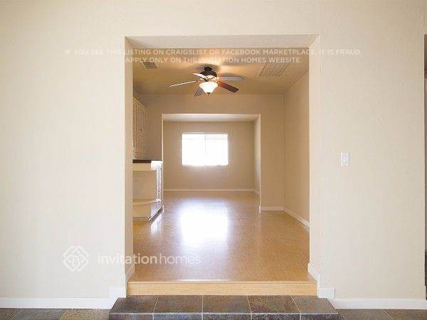 Foto del edificio - 1015 W 19th St