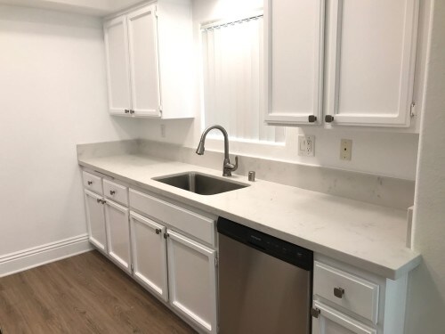 Foto del edificio - 922 N Croft Ave