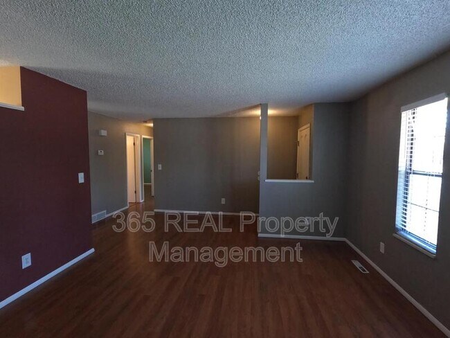 Foto del edificio - 2606 W Stuart St