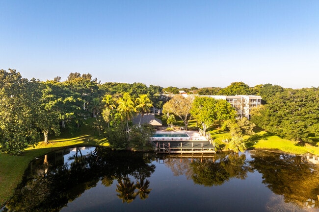 Building Photo - Lagoon Place