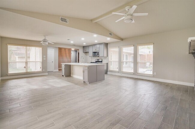 Foto del edificio - 3805 W Rochelle Rd