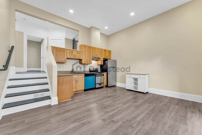 Photo - 888-1 45th St Townhome