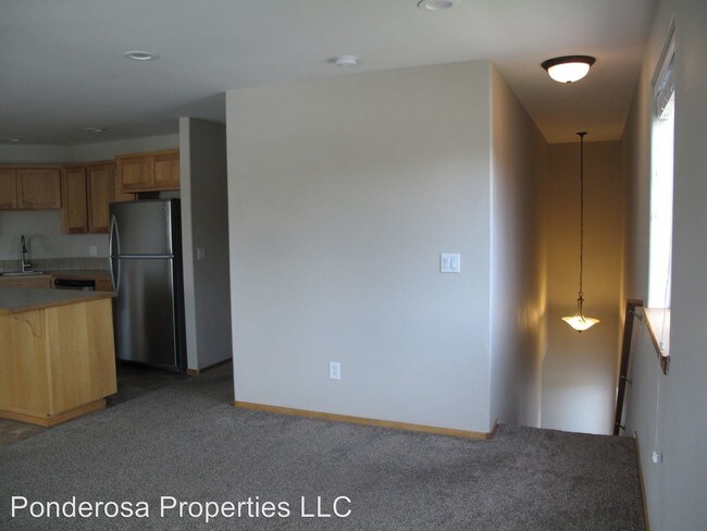 Building Photo - 3 br, 2 bath House - 61368 SALLY LANE