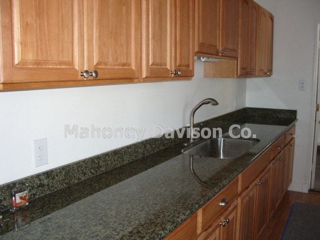Building Photo - 340 Coronado Dr