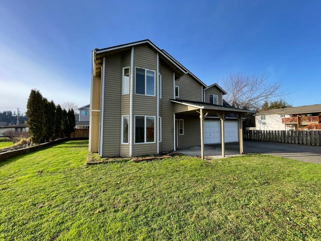 410 4th Ave S House Rental in Algona, WA