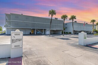 Building Photo - 4800 Ocean Beach Blvd Building Photo - 4800 Ocean Beach Blvd