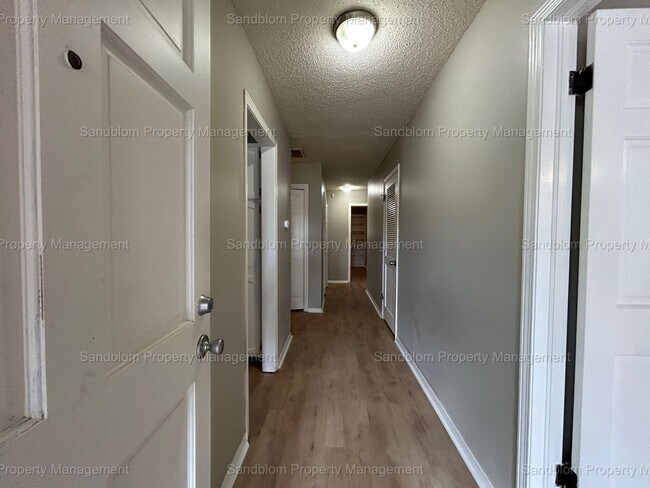 Foto del edificio - For Lease | Midtown Tulsa | Duplex