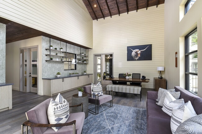 Building Photo - Park at Estancia