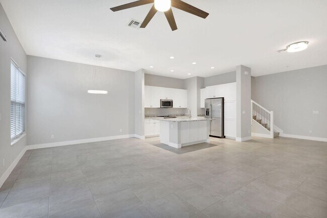 Building Photo - 4924 Pointe Midtown Way