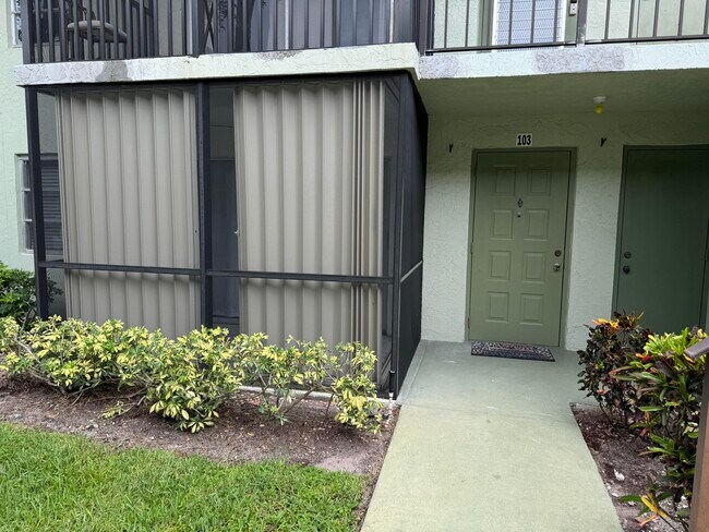 Foto del edificio - 7519 S Oriole Blvd