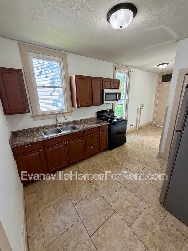Foto del edificio - 924 SE 6th St