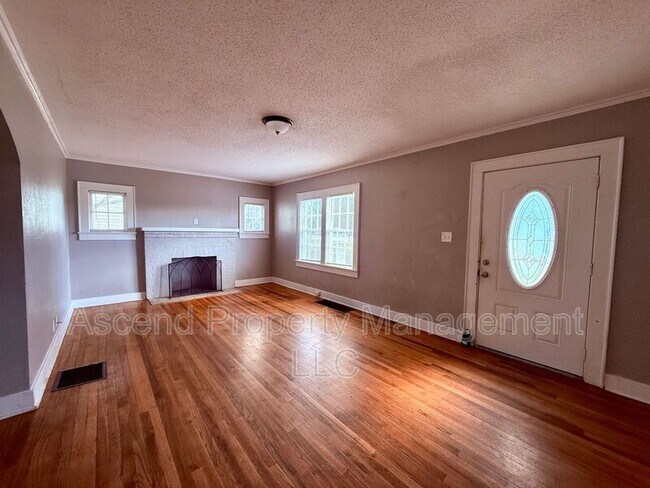 Foto del edificio - 1307 Moss St
