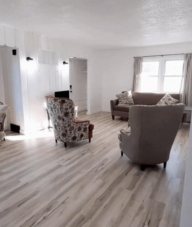 Building Photo - 2705 Bemidji Ave N