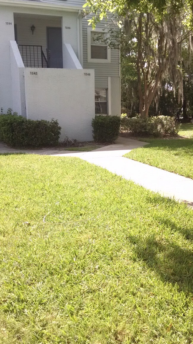 Foto del edificio - 7246 E Bank Dr