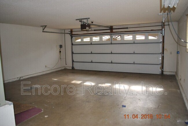 Foto del edificio - 2746 Crownpoint Pl